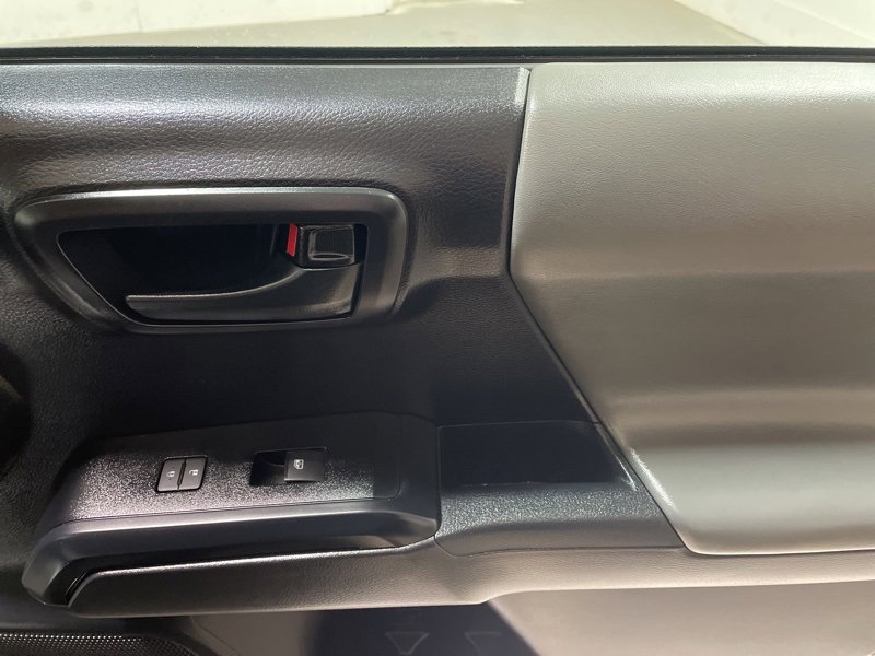Used 2020 Toyota Tacoma SR image 14