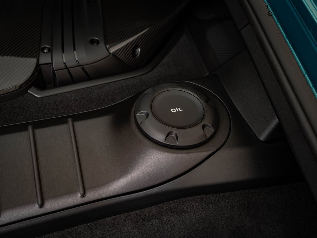 Certified 2024 Porsche 718 Cayman GT4 RS w/ Weissach Package image 61