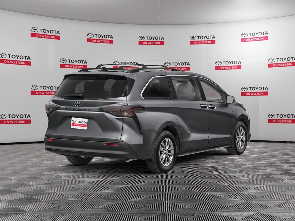 New 2026 Toyota Sienna LE FWD image 2