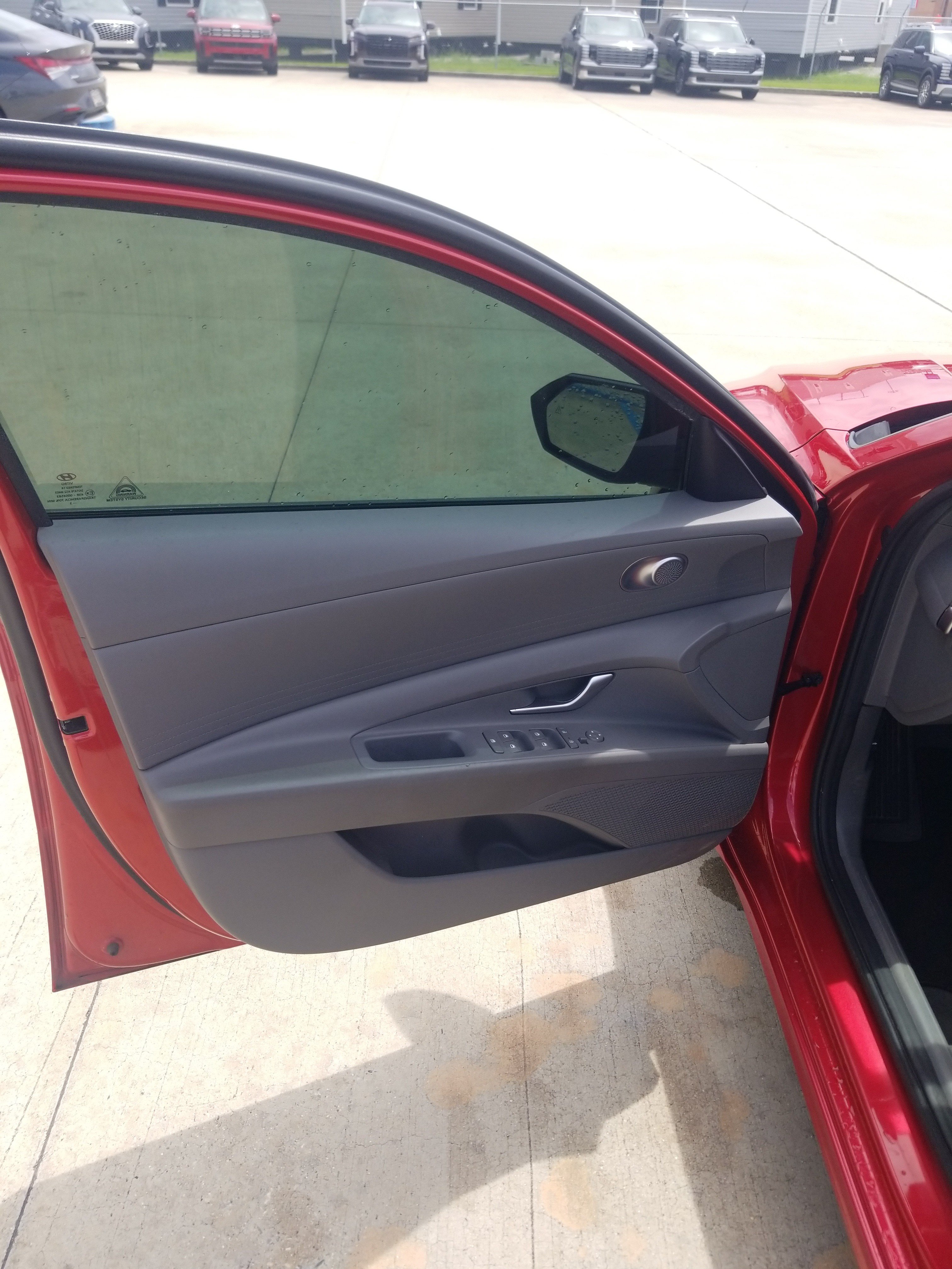 Used 2023 Hyundai Elantra SEL FWD image 9