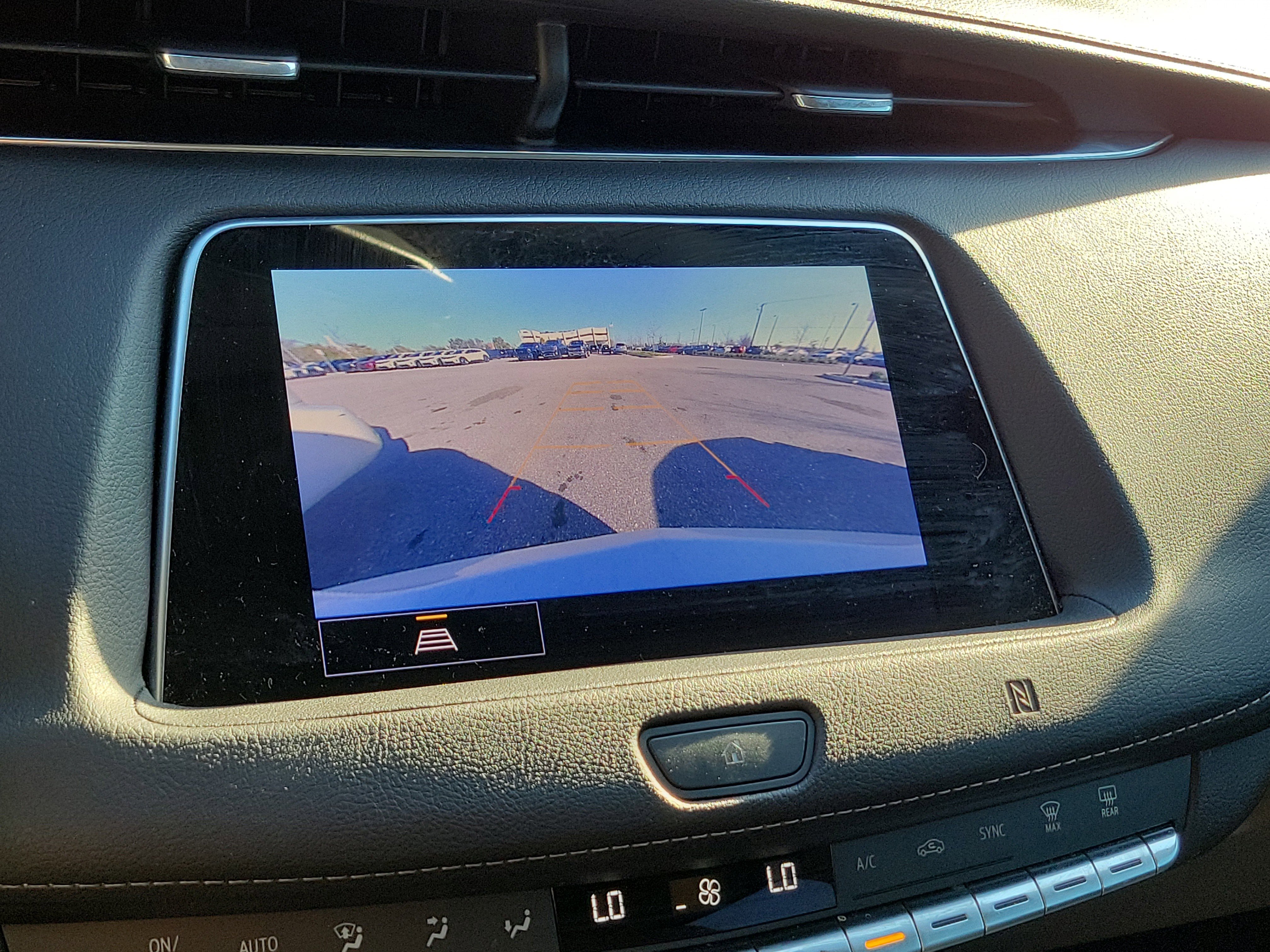 Used 2021 Cadillac XT4 Luxury w/ Driver Awareness Package image 31