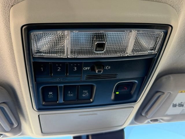 Used 2022 Toyota 4Runner SR5 Premium AWD/4WD image 29