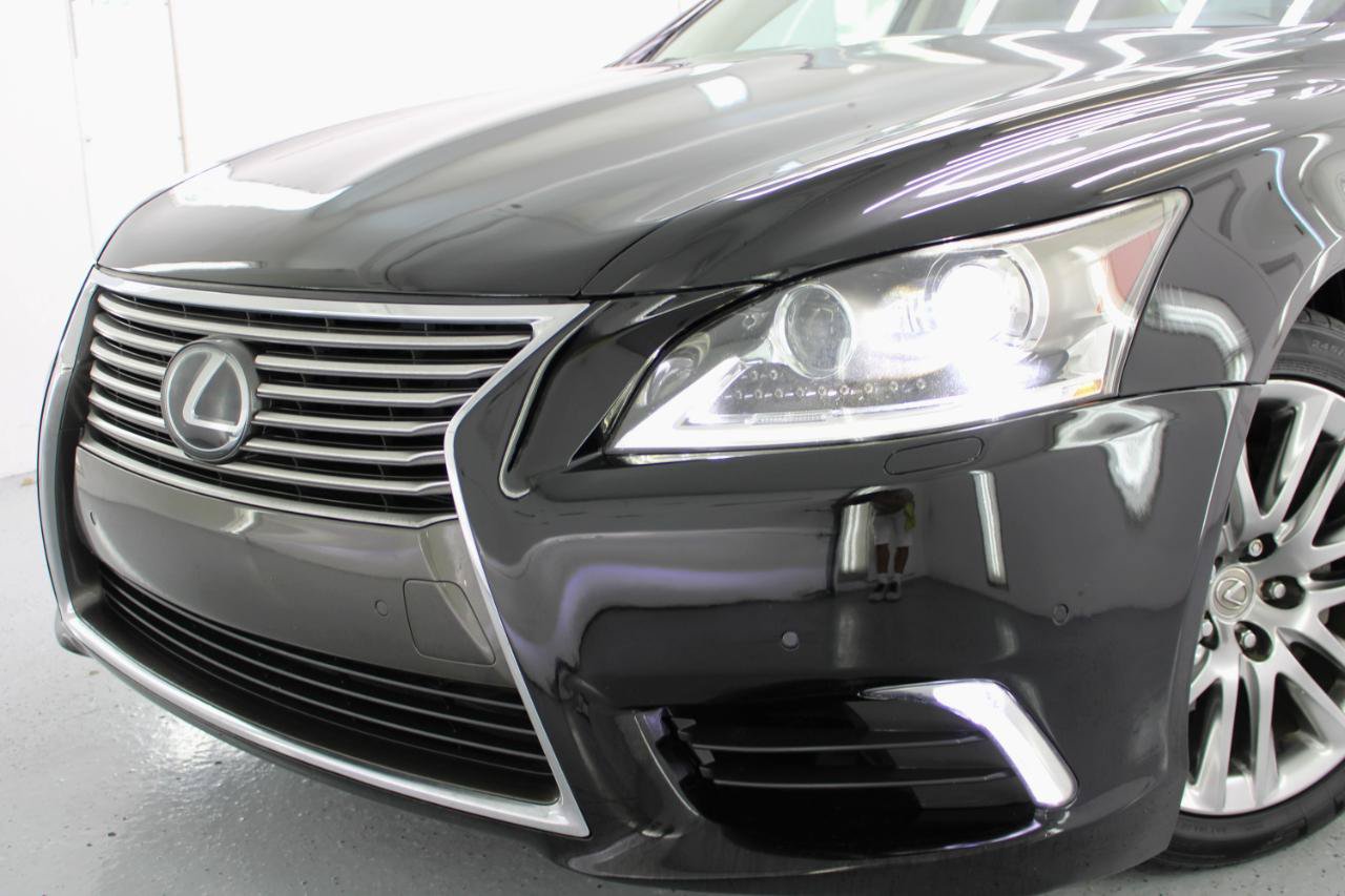 Used 2017 Lexus LS 460 w/ Comfort Package RWD image 21