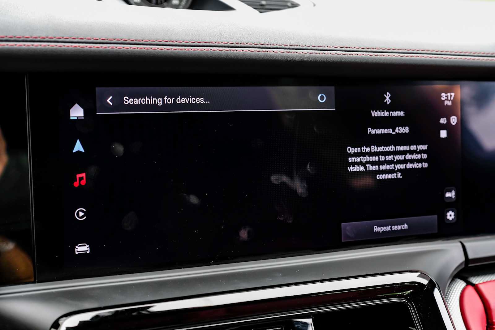 Used 2024 Porsche Panamera RWD image 29