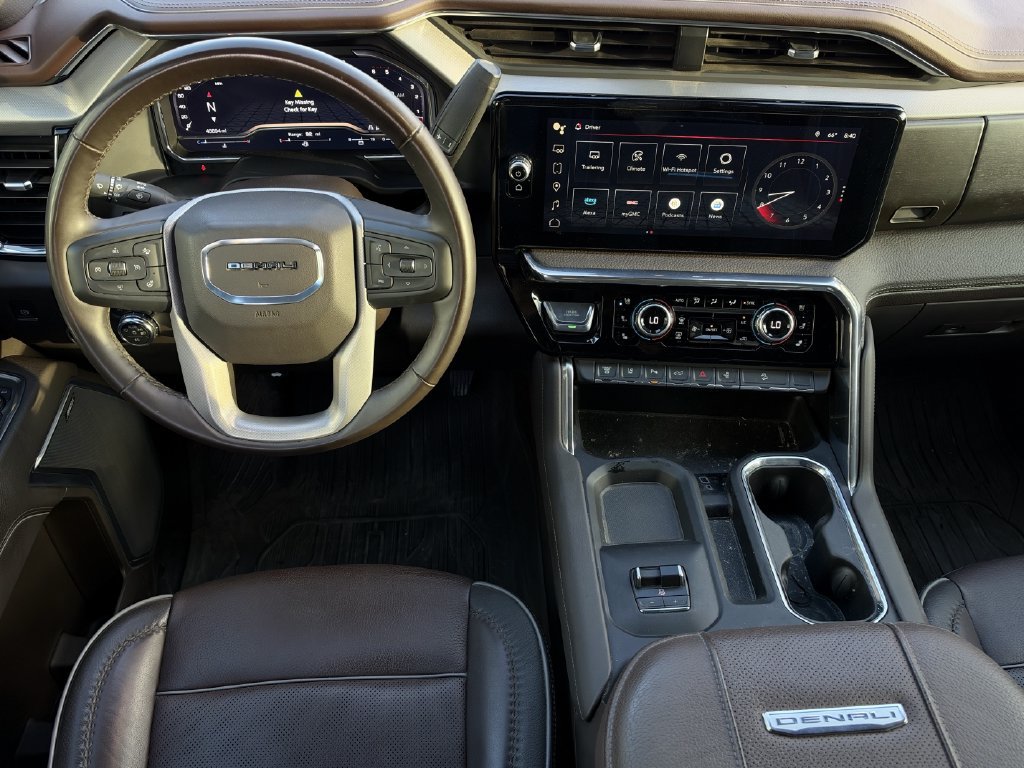 Used 2024 GMC Sierra 2500 Denali w/ Denali Reserve Package AWD/4WD image 13