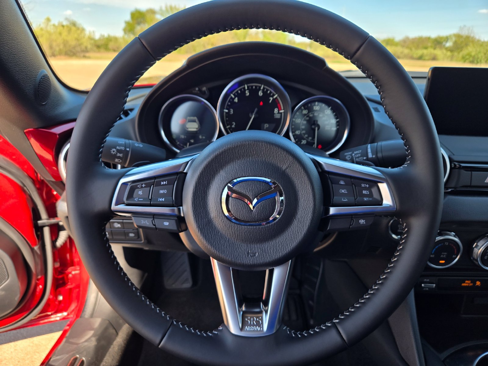 New 2026 MAZDA MX-5 Miata RF Grand Touring RWD image 12