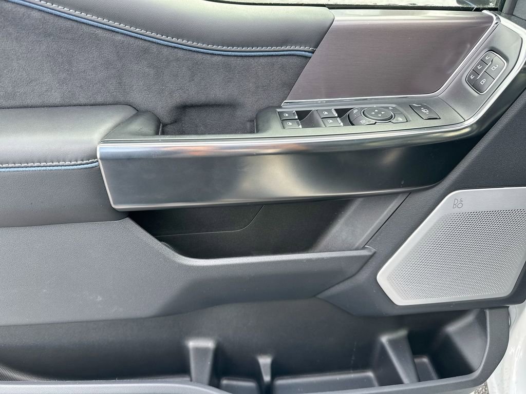 New 2026 Ford F250 Platinum w/ Tremor Off-Road Package AWD/4WD image 22