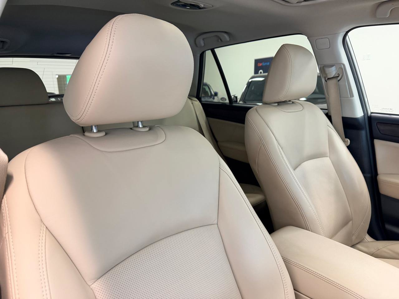 Used 2018 Subaru Outback 2.5i Limited AWD/4WD image 28