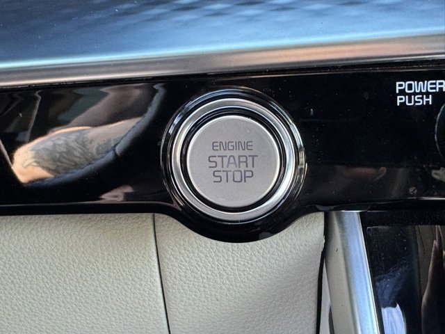 Certified 2024 Kia Carnival SX Prestige image 23