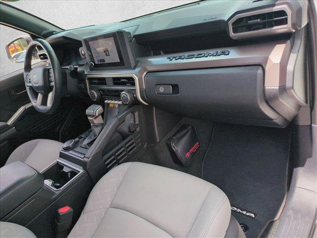 Certified 2024 Toyota Tacoma SR5 AWD/4WD image 21
