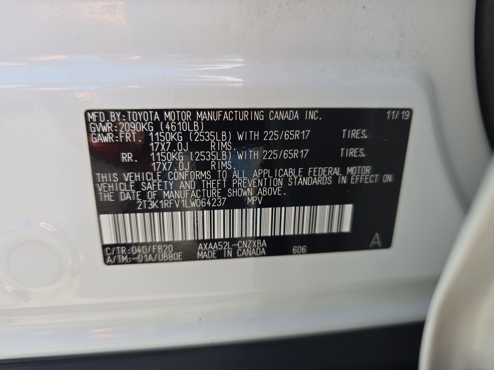 Used 2020 Toyota RAV4 LE w/ Carpet Mat Package image 27