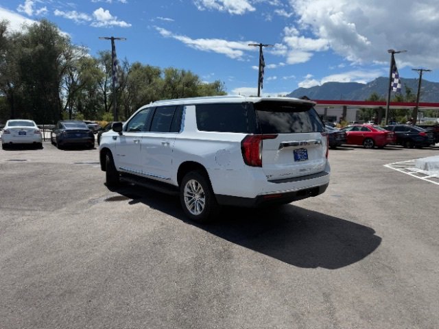 Used 2023 GMC Yukon XL SLT image 17