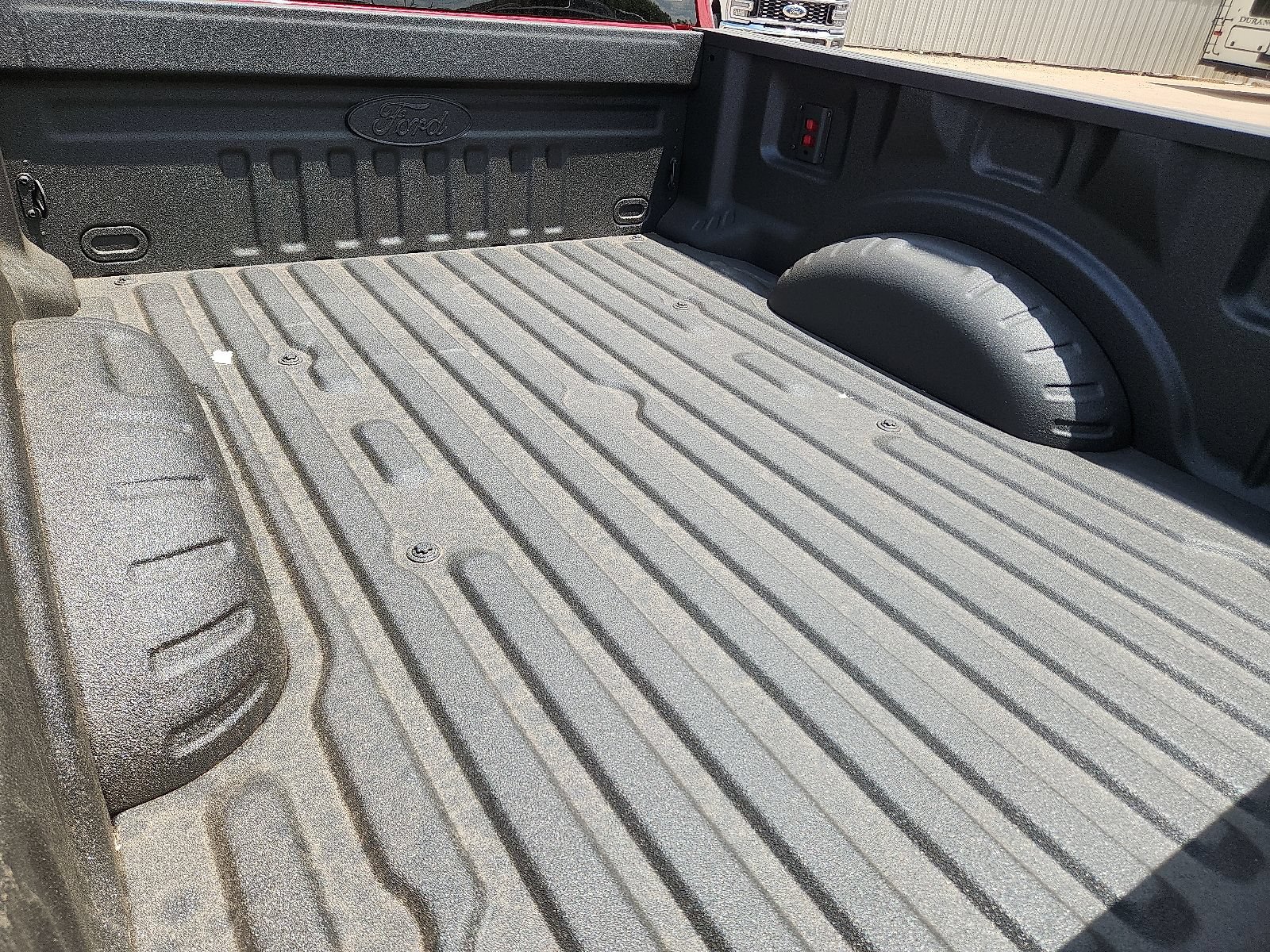 New 2025 Ford F250 Platinum AWD/4WD image 8