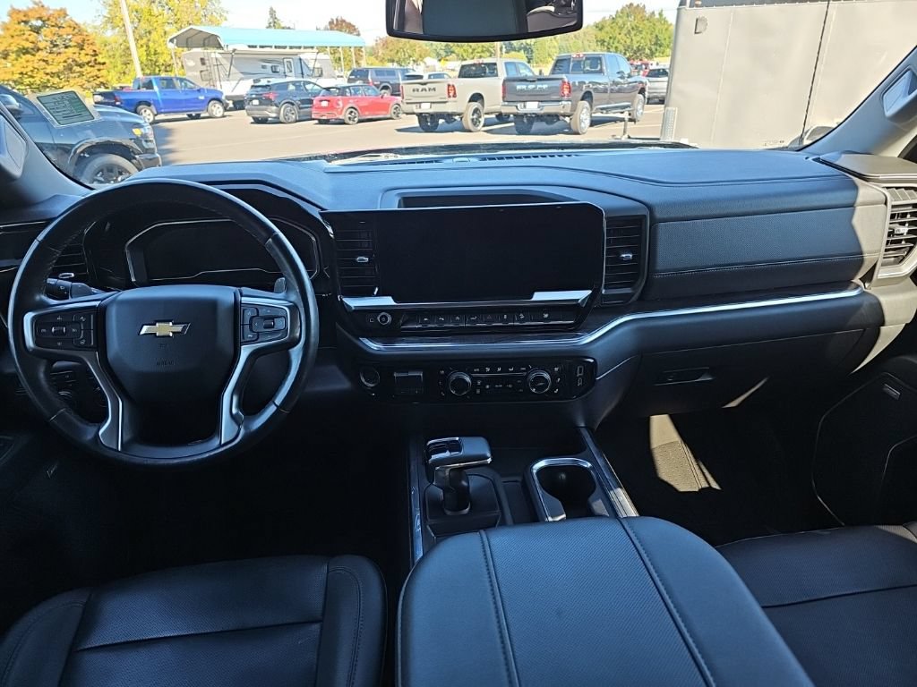 Used 2023 Chevrolet Silverado 1500 LTZ w/ LTZ Premium Package AWD/4WD image 48