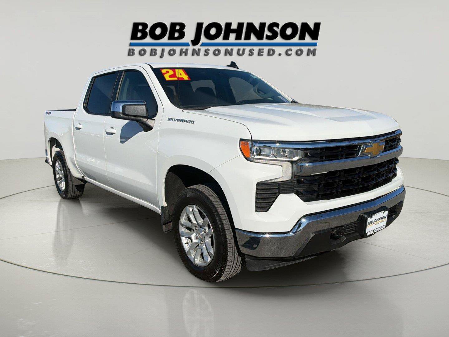 Used 2024 Chevrolet Silverado 1500 LT AWD/4WD image 1