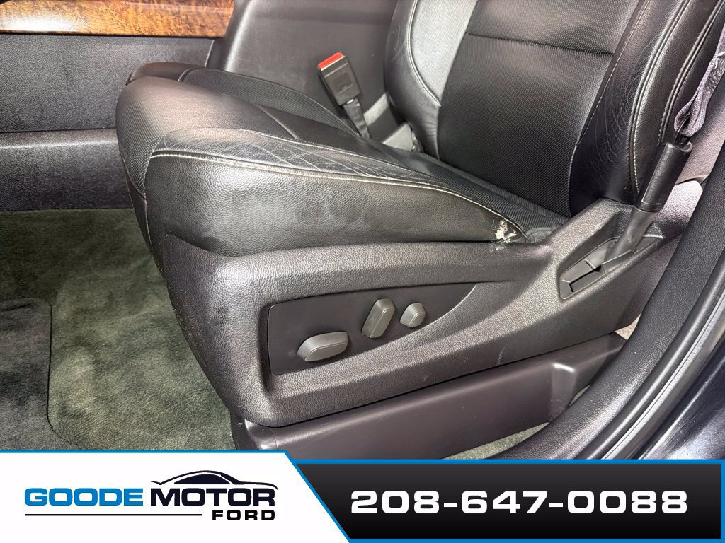 Used 2015 Chevrolet Tahoe LTZ w/ Max Trailering Package AWD/4WD image 11