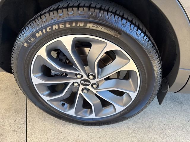 Used 2022 Lincoln Nautilus Reserve w/ Equipment Group 201A image 39