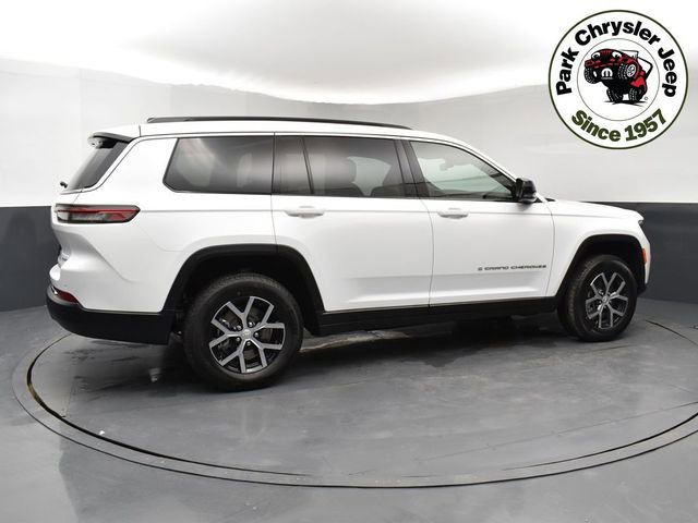 New 2025 Jeep Grand Cherokee L Limited w/ Trailer Tow Package image 6
