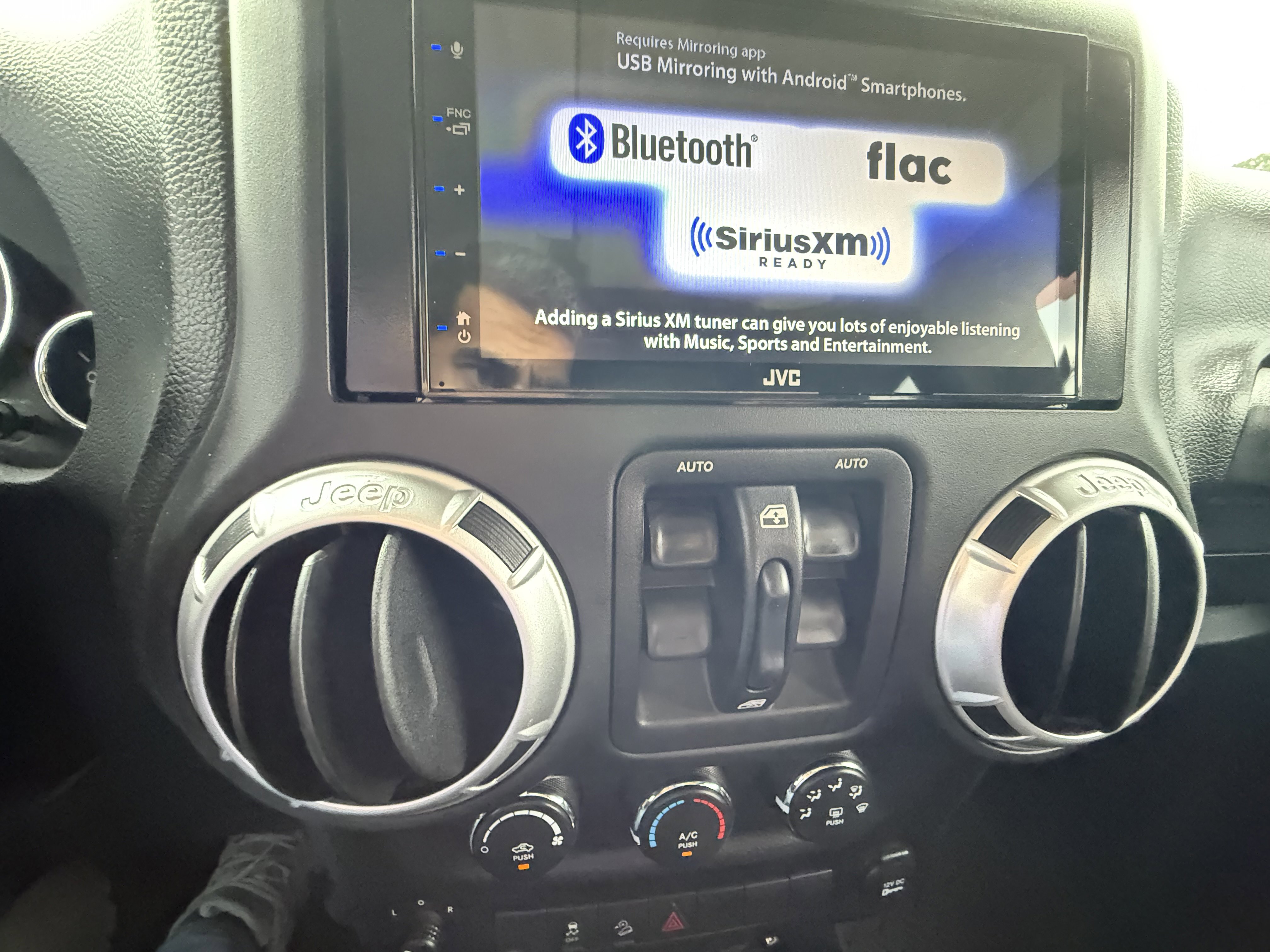 Used 2012 Jeep Wrangler Unlimited Sport AWD/4WD image 29