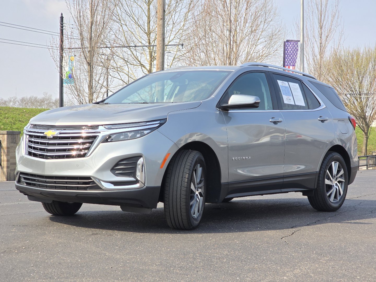 Used 2024 Chevrolet Equinox Premier image 18
