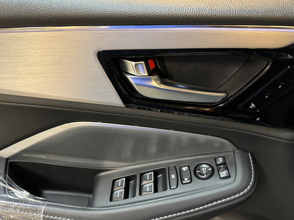 New 2026 Acura MDX w/ Technology Package AWD/4WD image 32