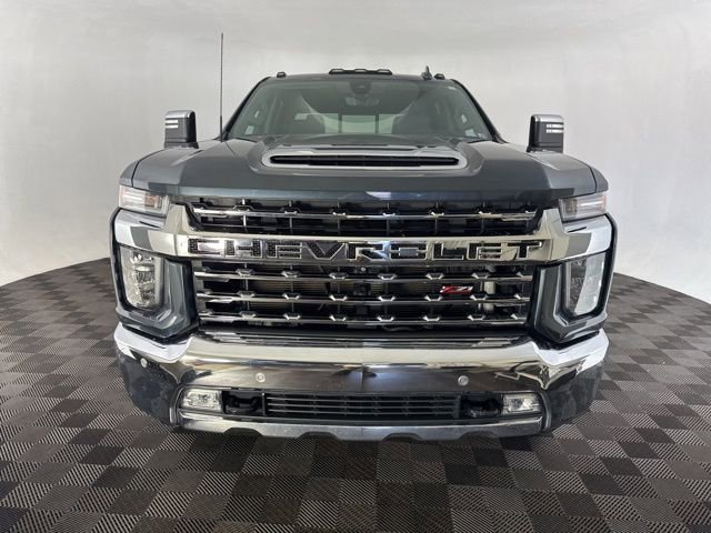 Used 2020 Chevrolet Silverado 2500 LTZ w/ LTZ Premium Package image 3