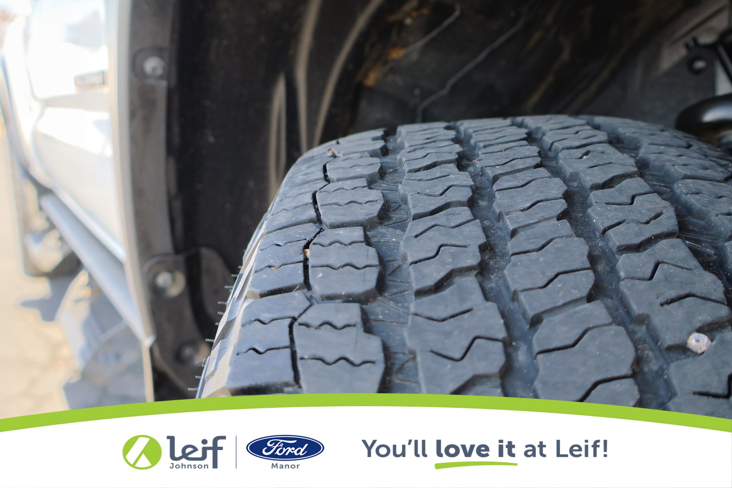 Used 2023 Toyota Tacoma TRD Off-Road image 10