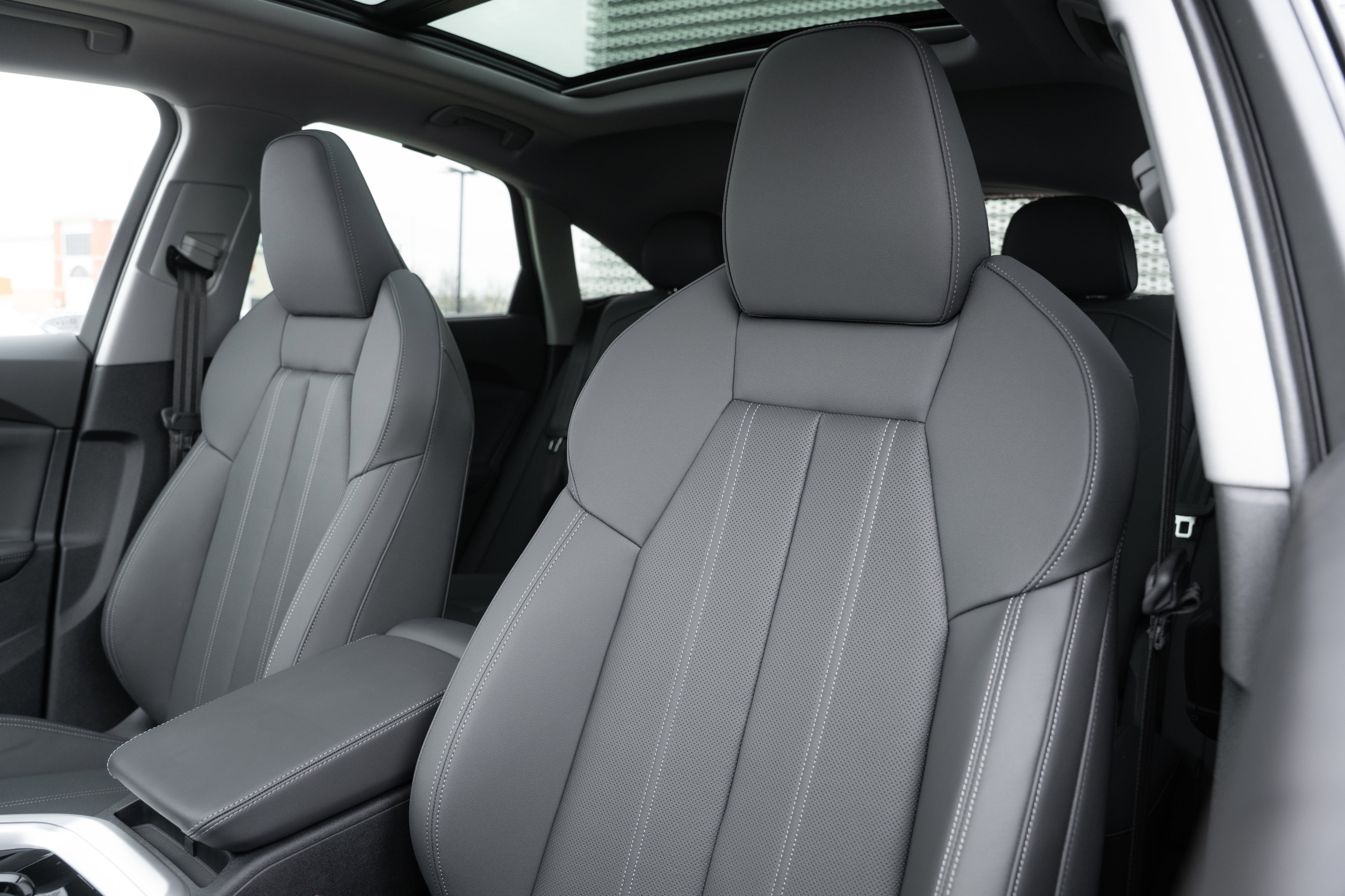 New 2025 Audi Q5 Prestige image 24