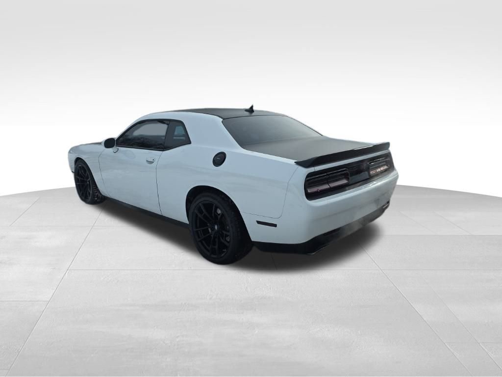 Used 2017 Dodge Challenger T/A image 8