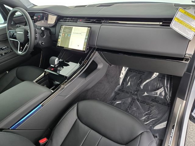 New 2026 Land Rover Range Rover Sport SE AWD/4WD image 18