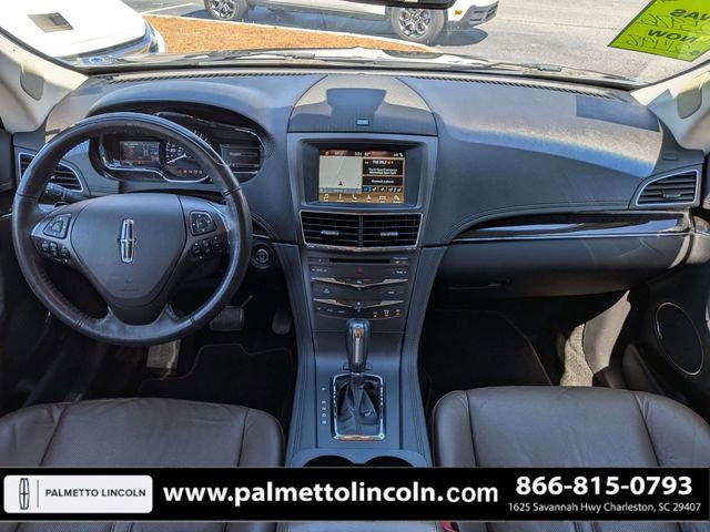Used 2018 Lincoln MKT AWD w/ Technology Package image 16