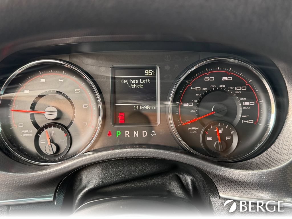 Used 2011 Dodge Charger SE RWD image 20