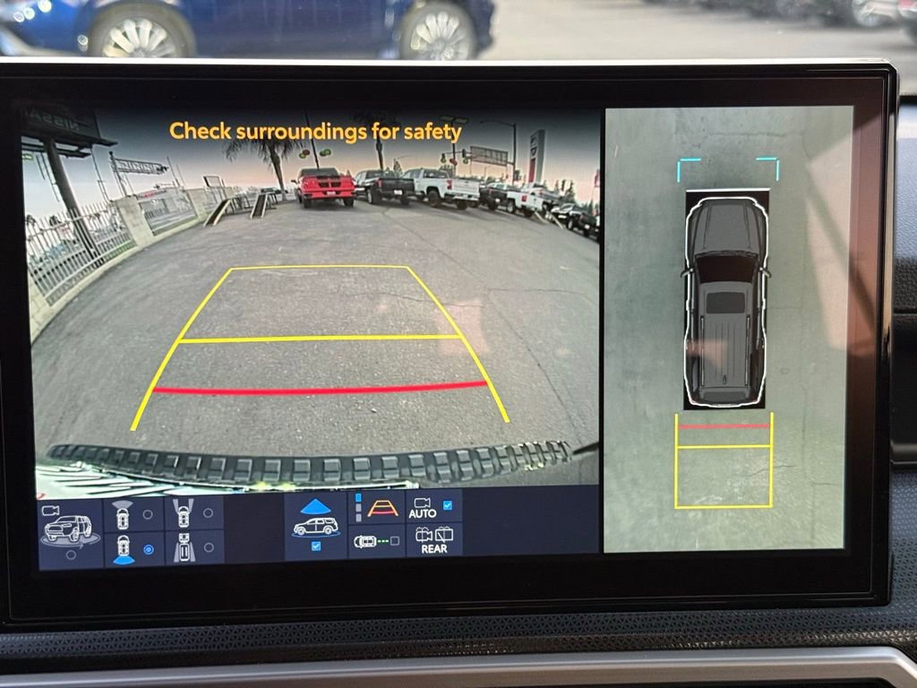 Used 2025 Toyota 4Runner Limited image 32