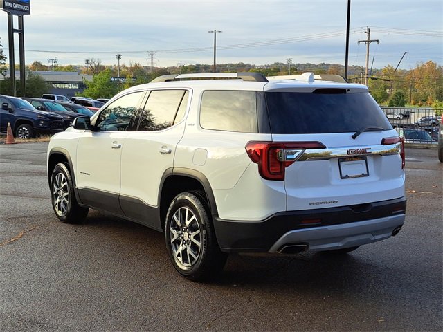 Used 2023 GMC Acadia SLT image 3