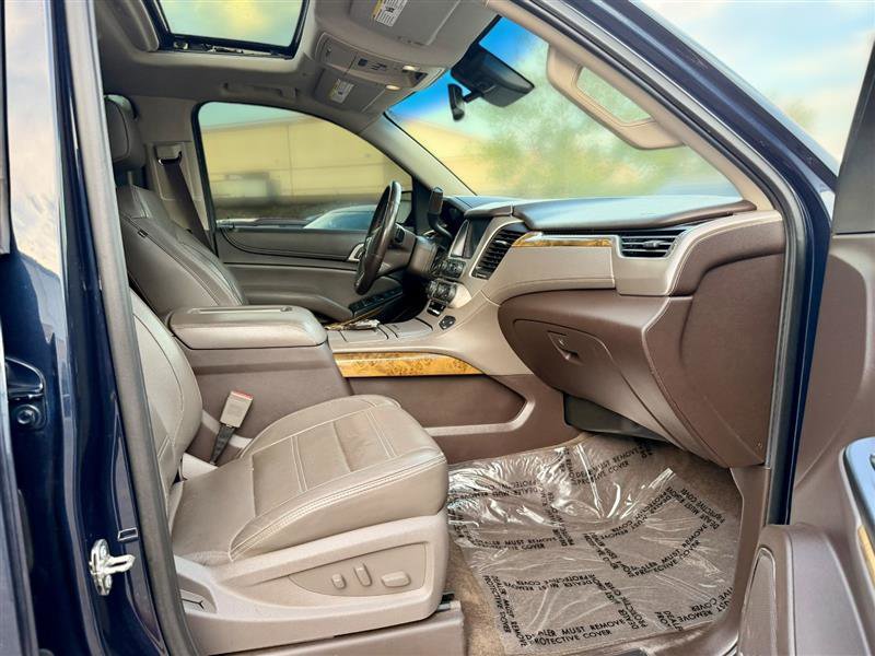 Used 2017 GMC Yukon XL Denali w/ Open Road Package AWD/4WD image 13