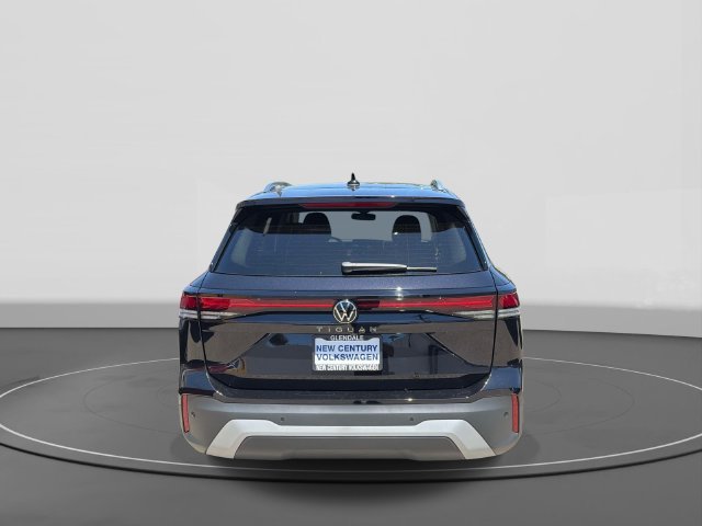 Certified 2026 Volkswagen Tiguan S FWD image 3