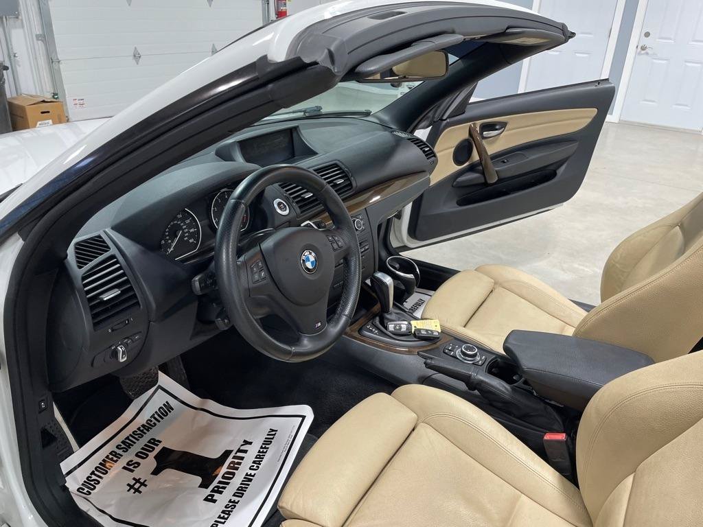Used 2012 BMW 128i Convertible RWD image 17