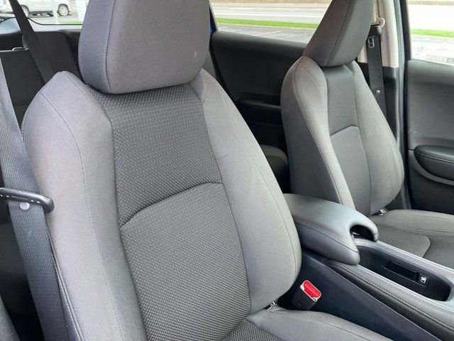 Used 2021 Honda HR-V EX image 10
