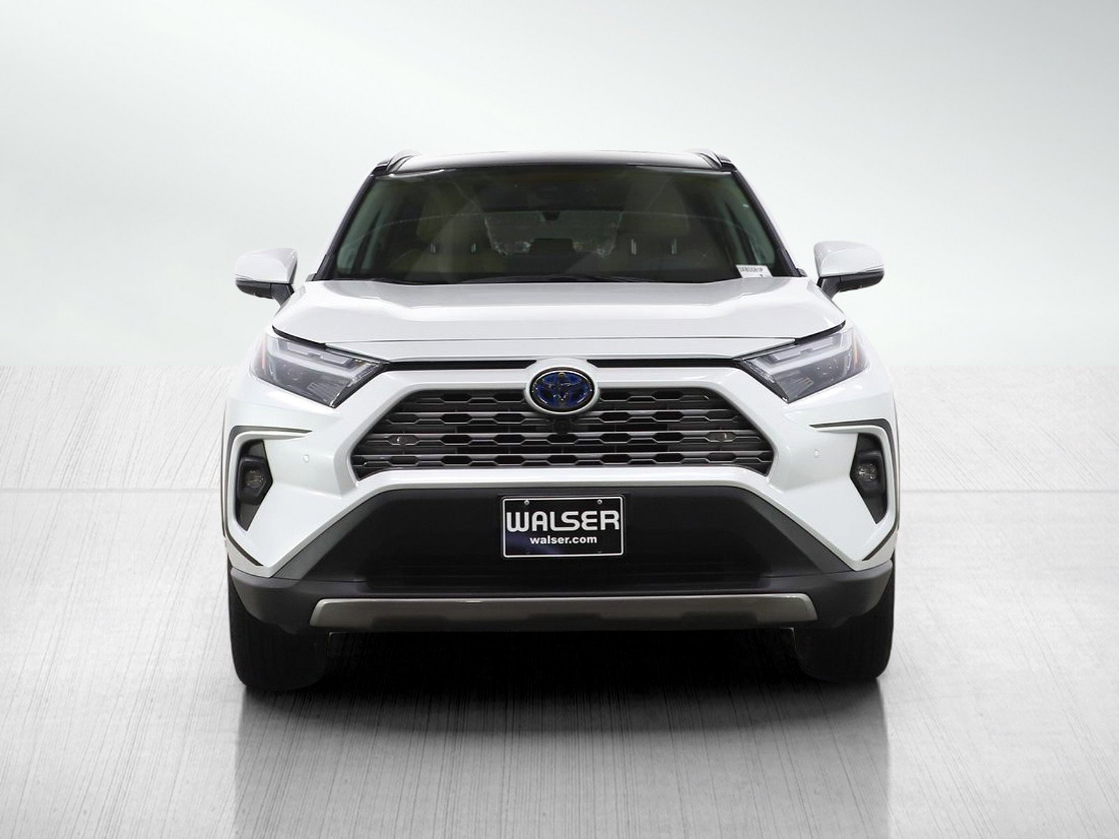 Used 2024 Toyota RAV4 Limited w/ Advanced Technology Package image 8