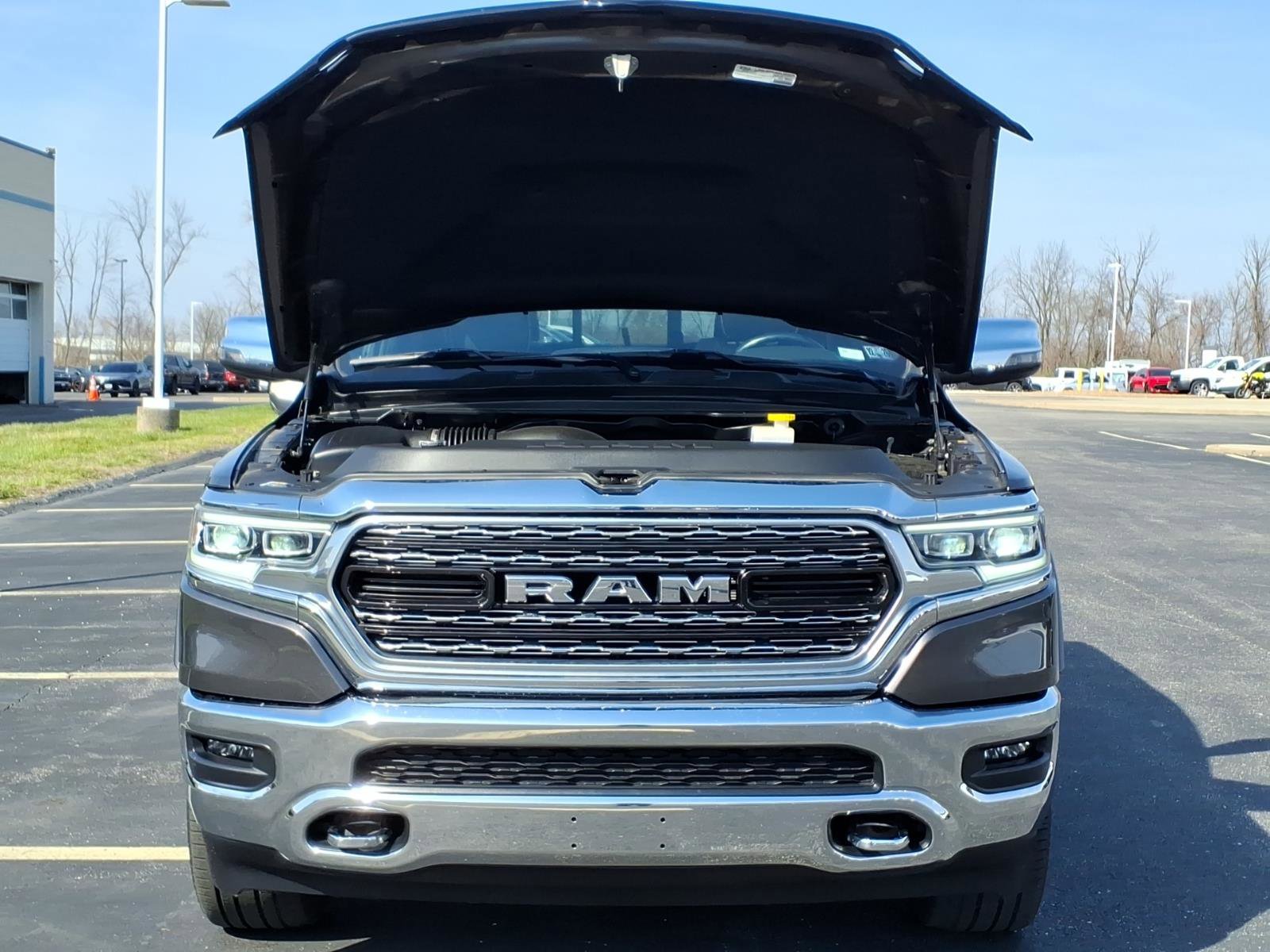 Used 2024 RAM 1500 Limited AWD/4WD image 31