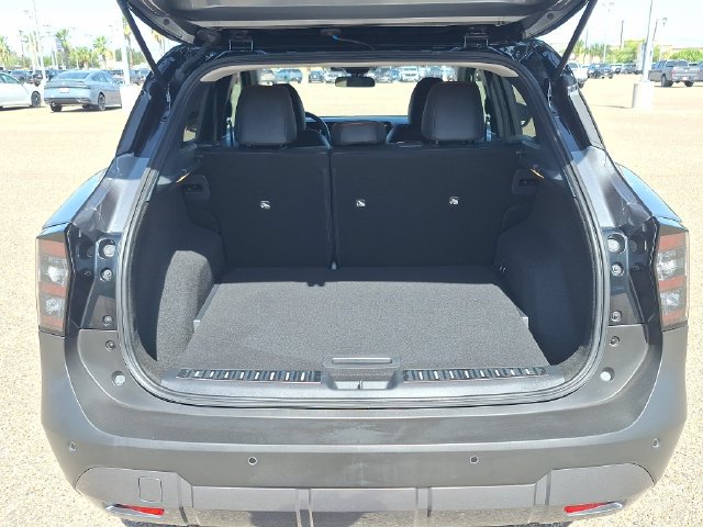 Certified 2025 Nissan Kicks SR w/ Illumination Package FWD image 24