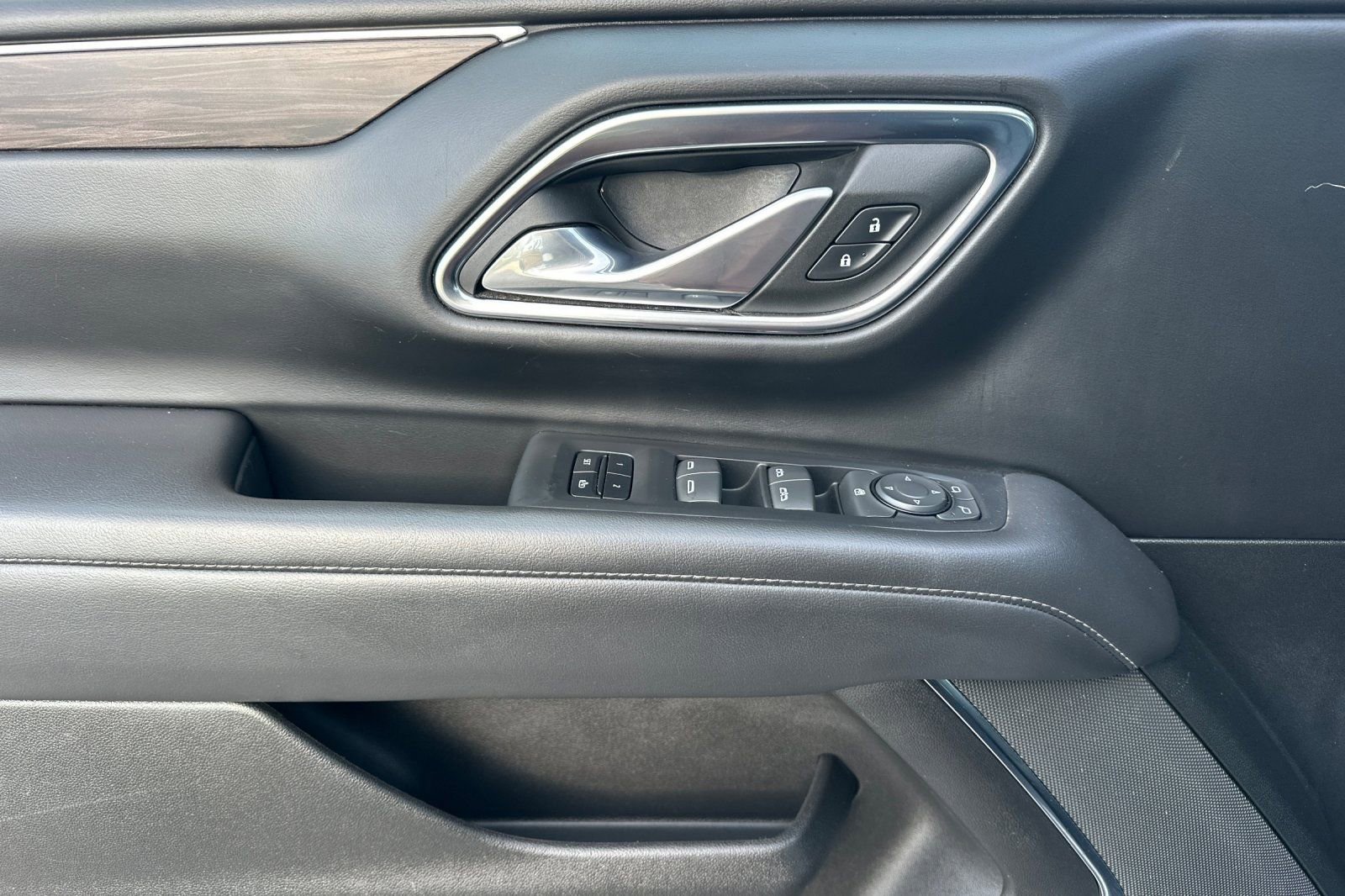 Used 2023 Chevrolet Tahoe LT image 11