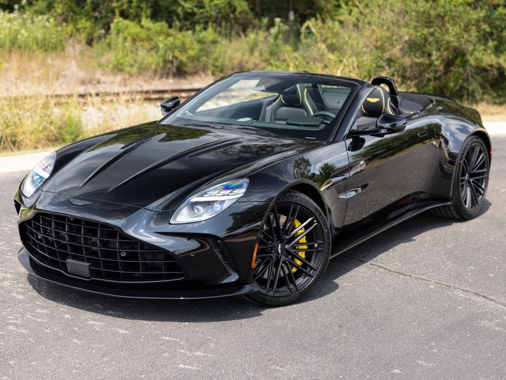 New 2026 Aston Martin V8 Vantage Coupe image 4