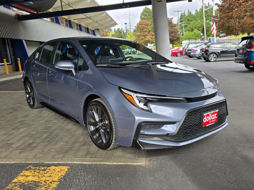 Used 2024 Toyota Corolla XSE FWD image 3