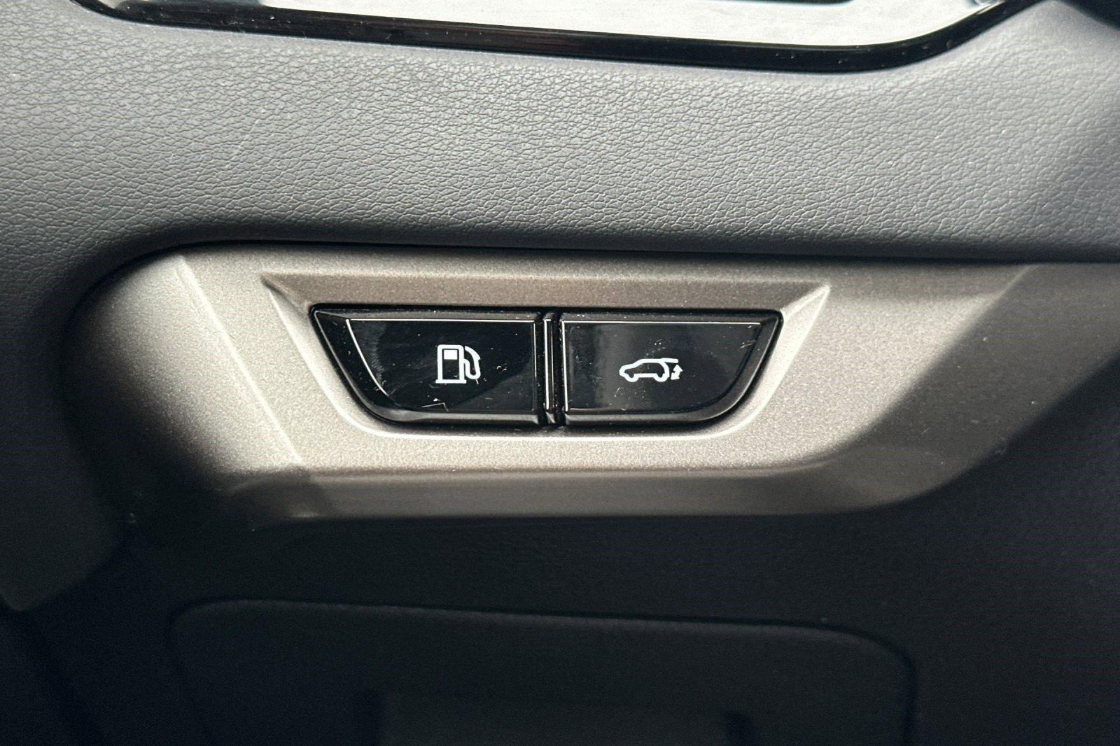 Certified 2025 Lexus RX 350h w/ Convenience Package image 11