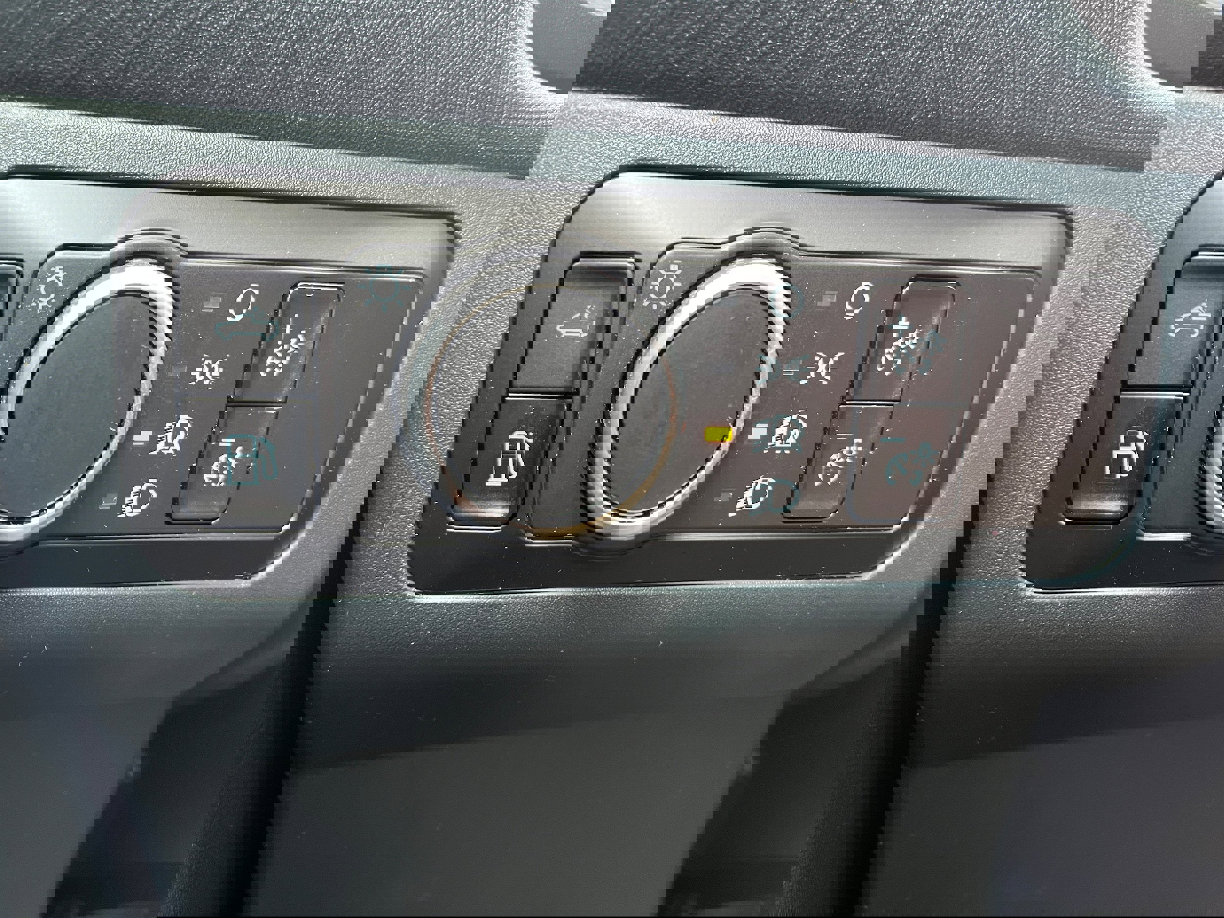 Certified 2023 Ford Maverick Lariat w/ Lariat Luxury Package image 20