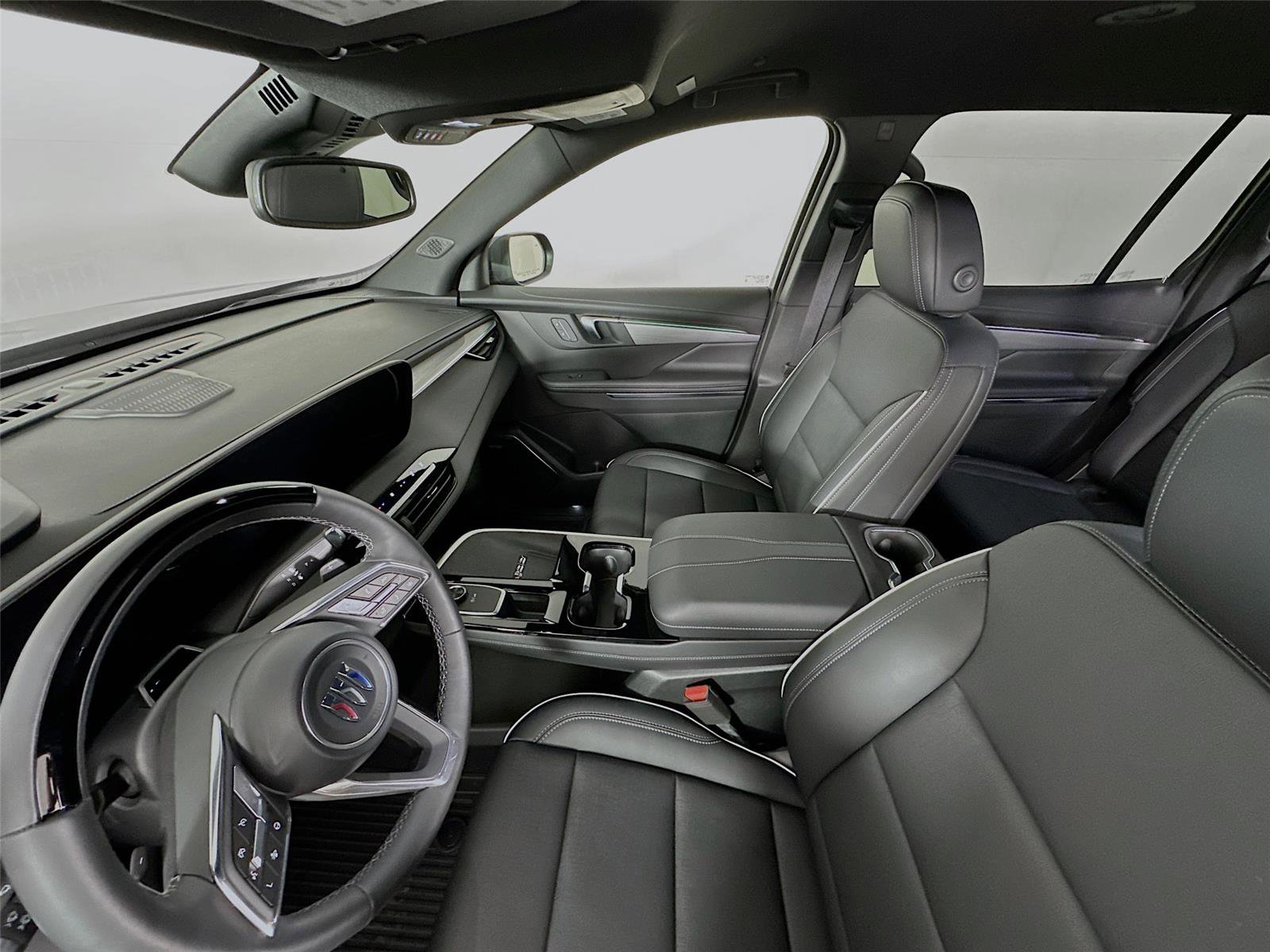 Used 2025 Buick Enclave Preferred w/ Super Cruise Package image 5