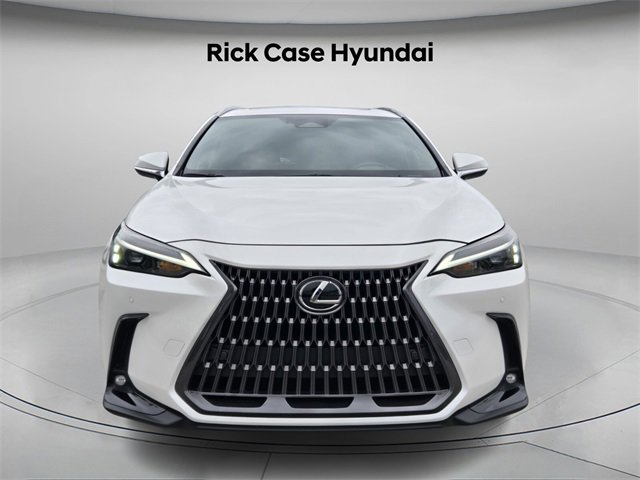 Used 2025 Lexus NX 250 FWD w/ Accessory Package (K3) image 4