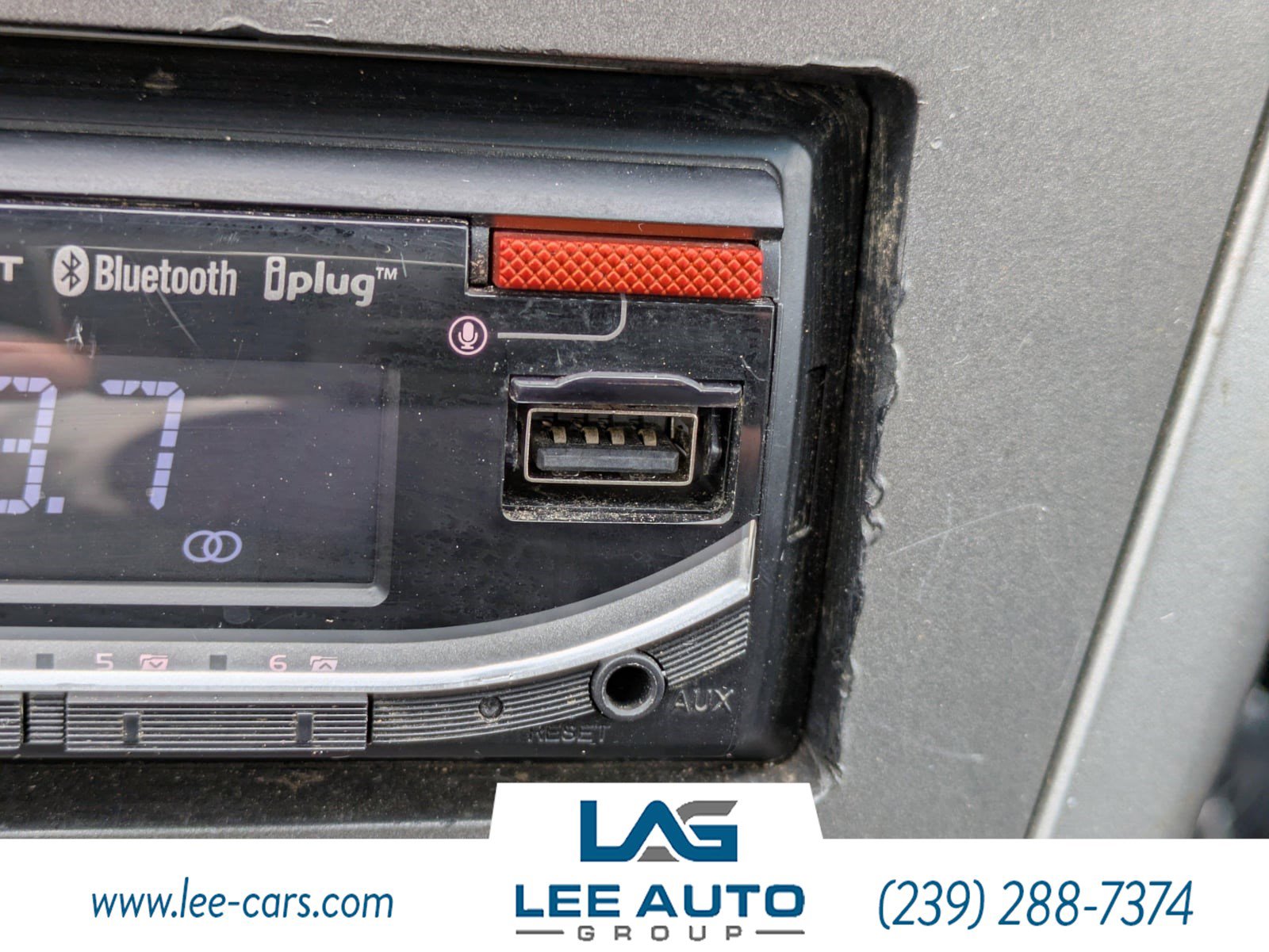 Used 2005 Subaru Outback 2.5i image 22