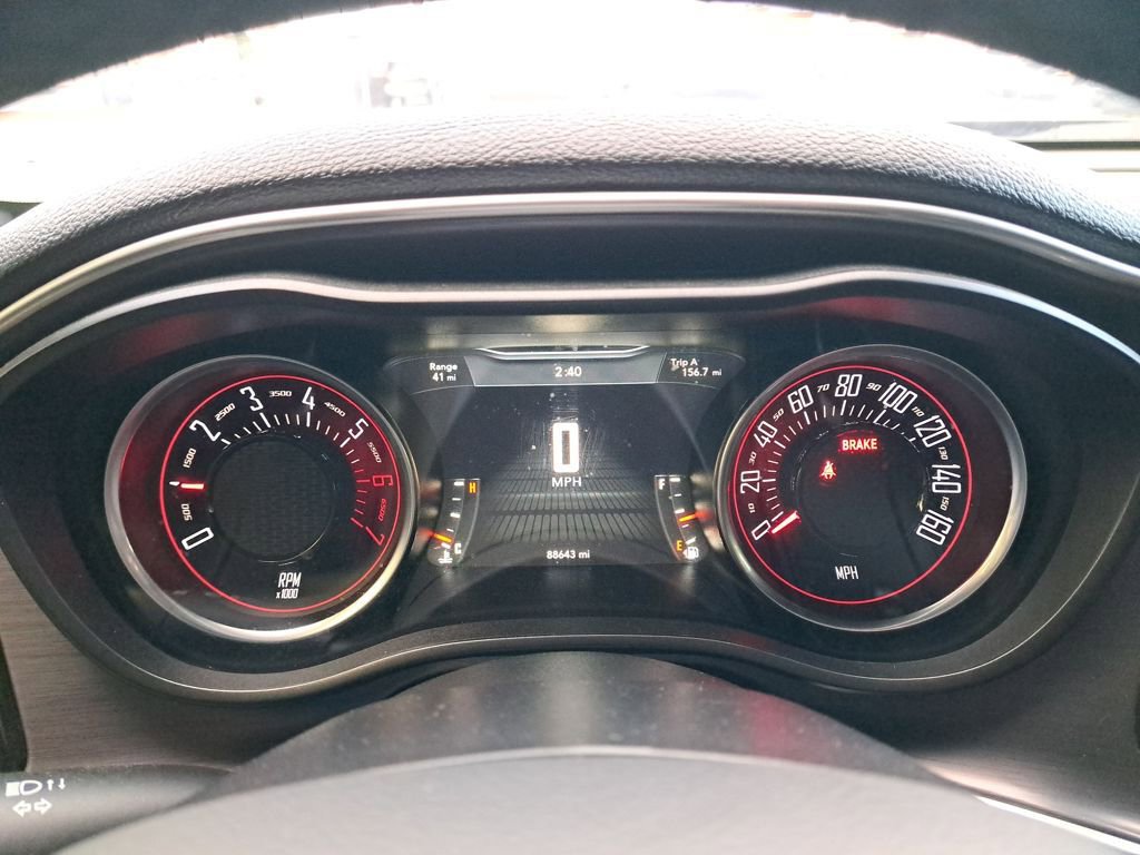 Used 2018 Dodge Challenger R/T w/ Driver Convenience Group image 18